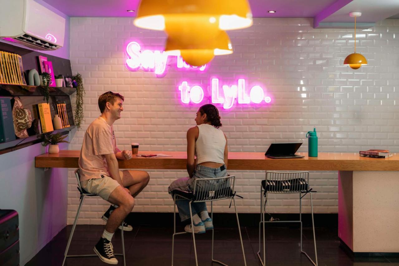 Lylo Brisbane Vandrarhem Exteriör bild
